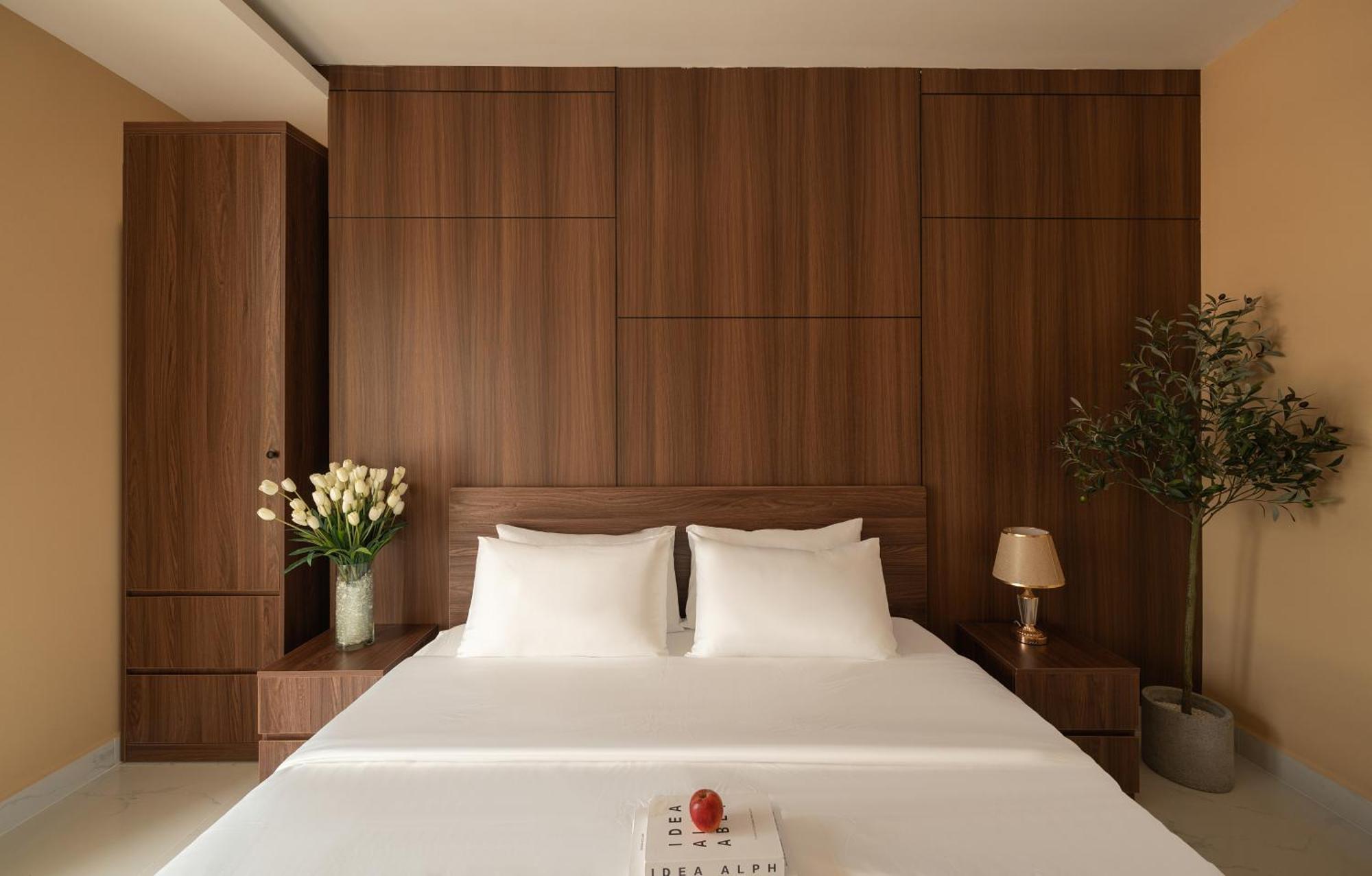 2 Bedroom Terra Royal, 280 Nam Ky Khoi Nghia, District 3,