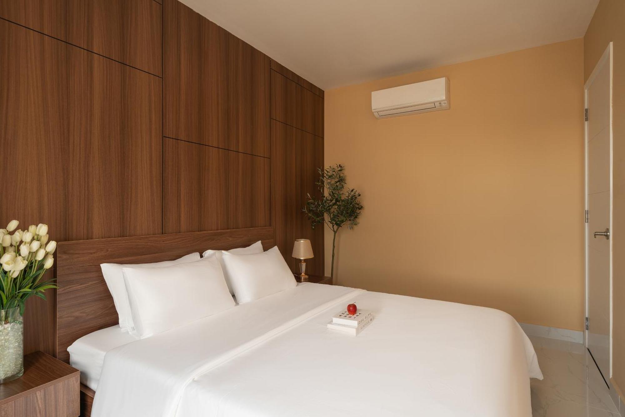 Căn hộ 2 Bedroom Terra Royal, 280 Nam Ky Khoi Nghia, District 3, *
